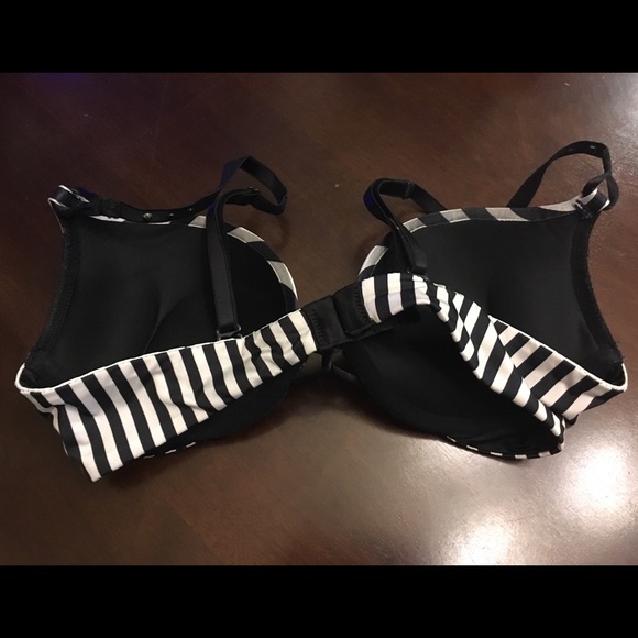 **SOLD** - Picture 2 of 7